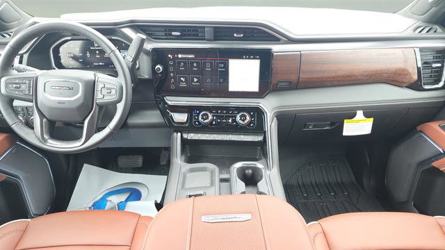 New 2026 GMC Sierra 2500 Denali Ultimate AWD/4WD image 11