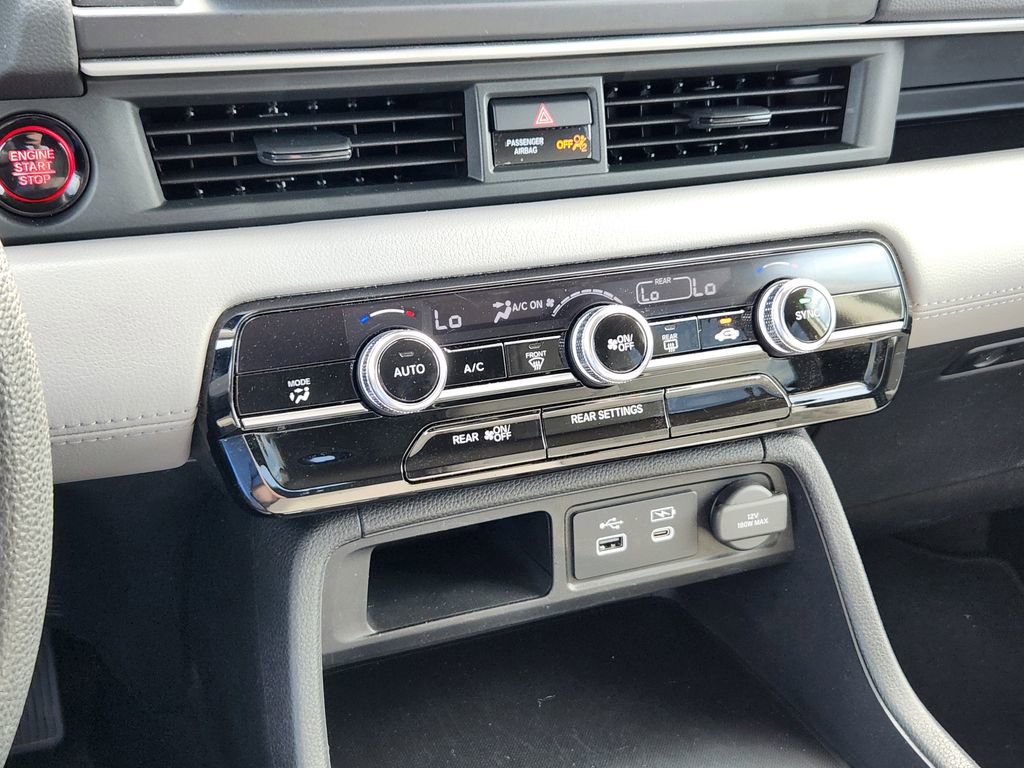 Used 2023 Honda Pilot LX image 21
