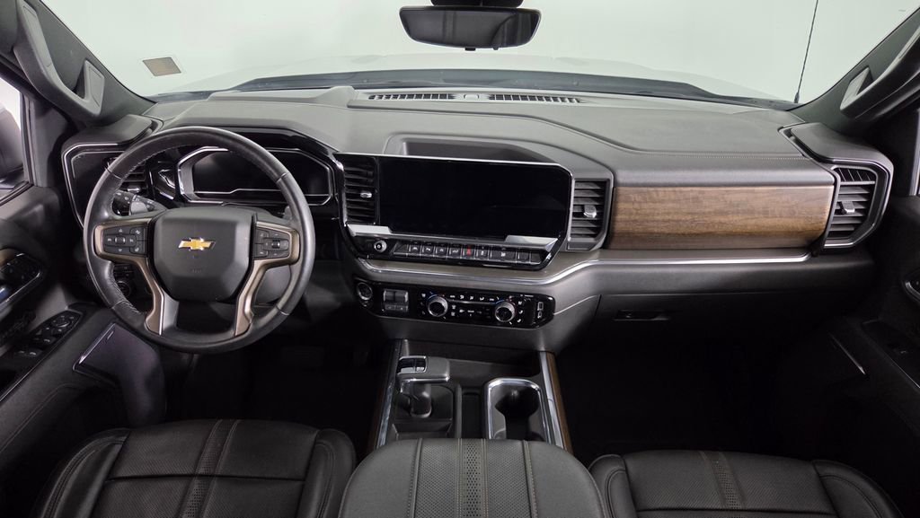 Used 2023 Chevrolet Silverado 1500 High Country w/ High Country Premium Package image 37