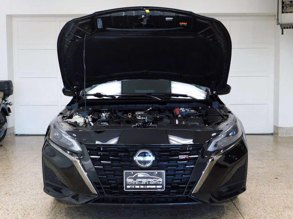 Used 2023 Nissan Altima 2.5 SR image 14
