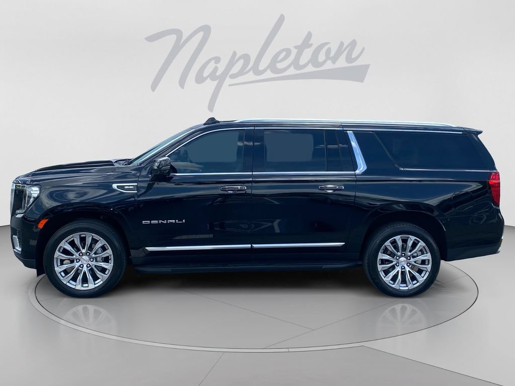 Used 2024 GMC Yukon XL Denali AWD/4WD image 4