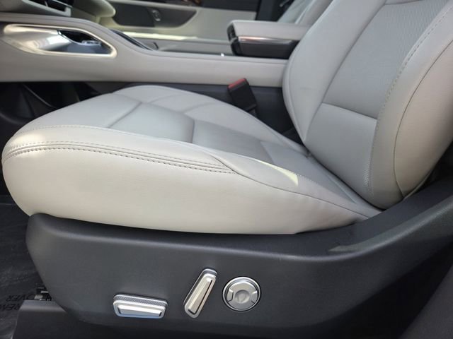 Certified 2026 Lincoln Nautilus Premier image 13