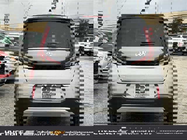 Used 2023 Kia Soul LX w/ Option Group 015 image 5