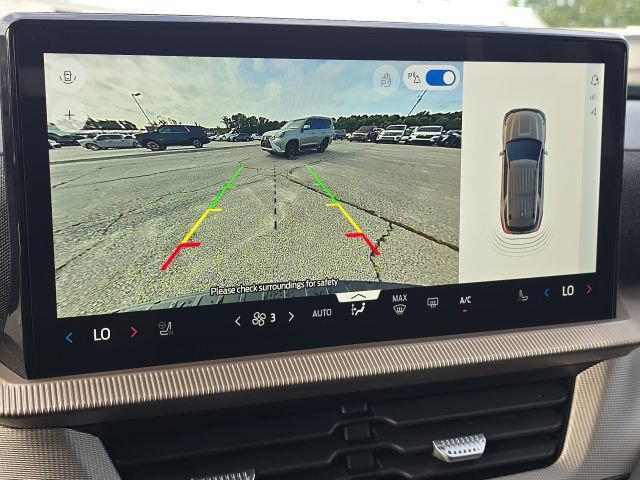 Used 2025 Ford Explorer Active w/ Active Comfort Package RWD image 35