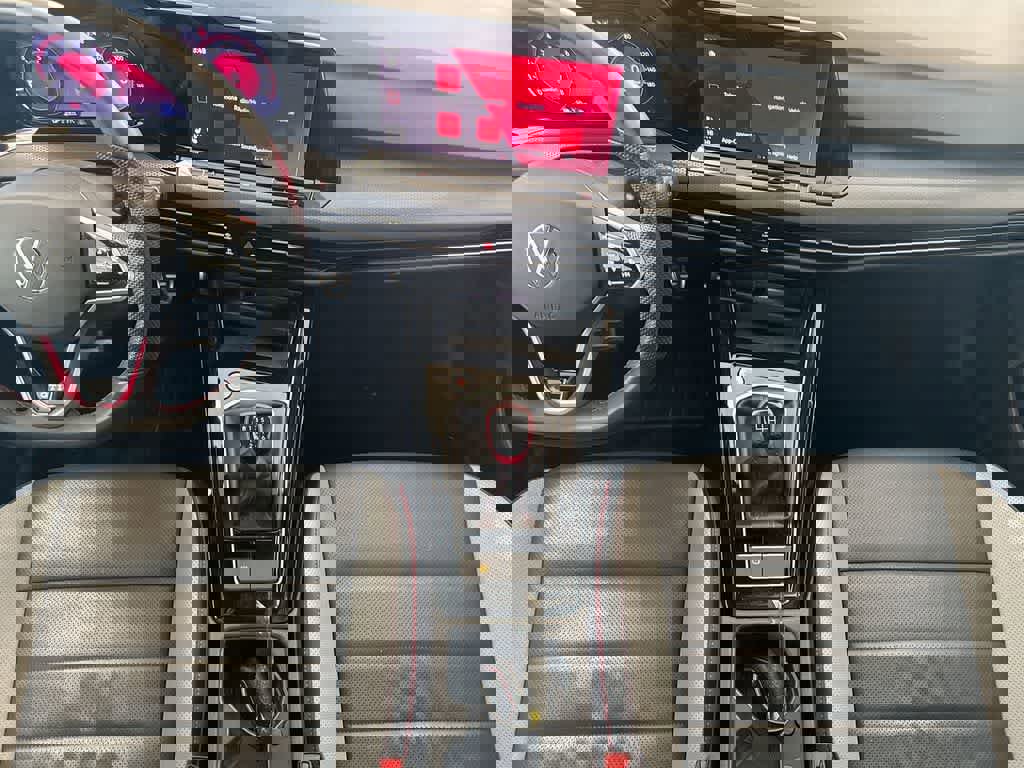 Used 2024 Volkswagen GTI Autobahn image 30