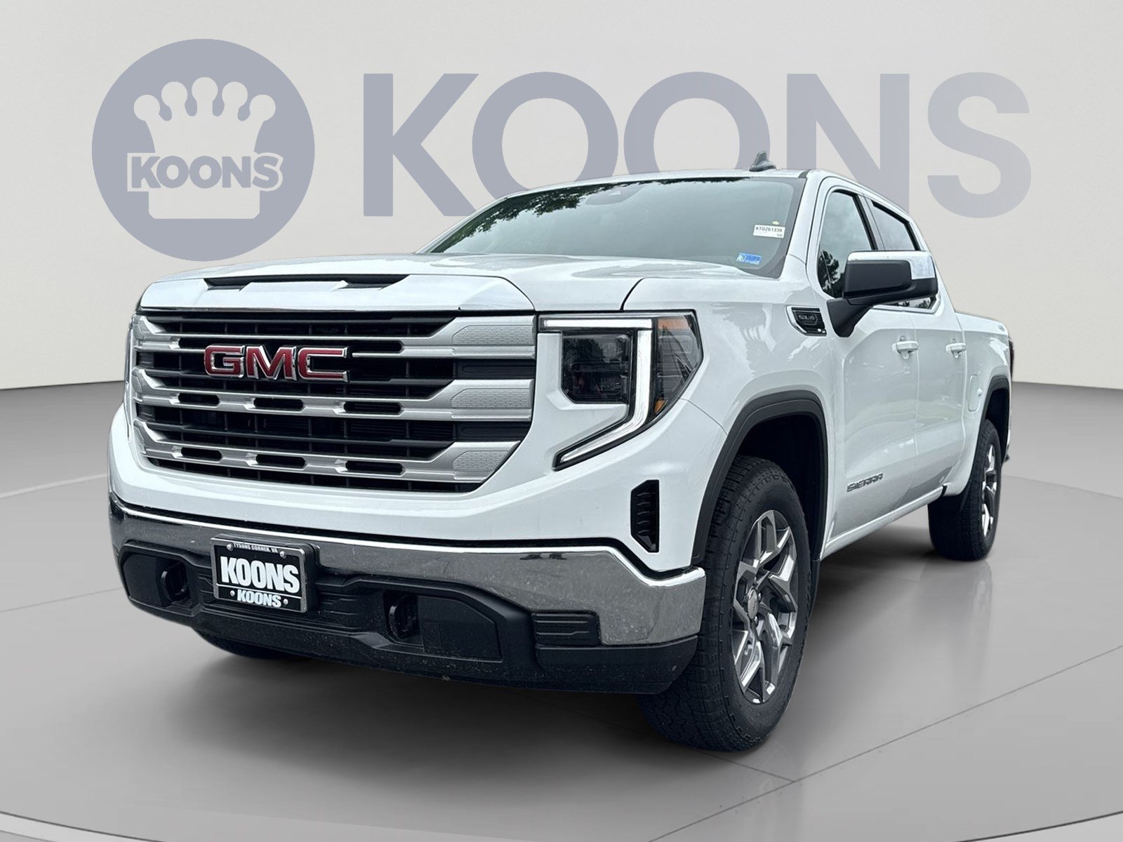 New 2026 GMC Sierra 1500 SLE w/ Preferred Package AWD/4WD image 1
