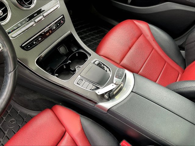 Used 2022 Mercedes-Benz GLC 300 4MATIC image 20