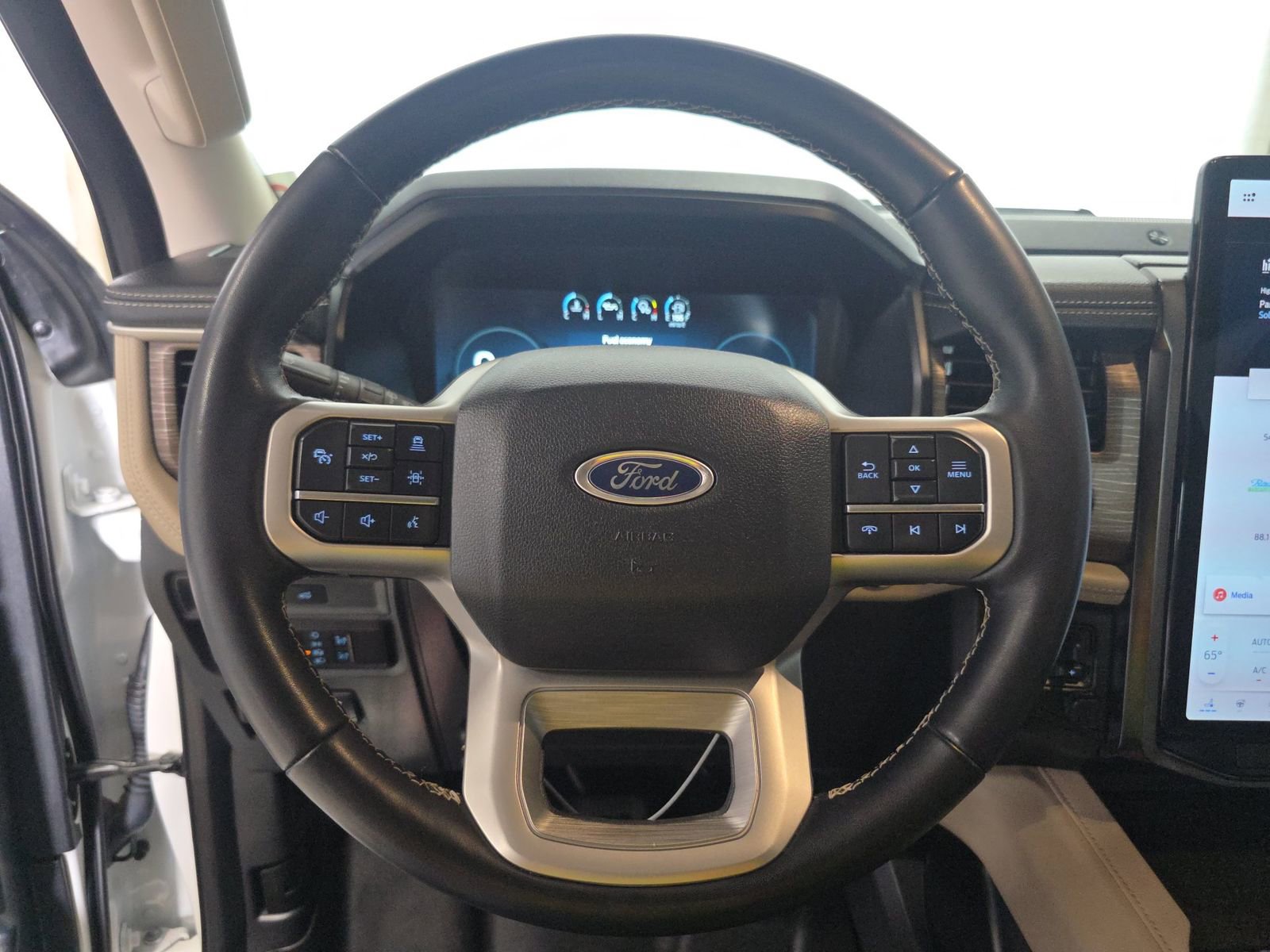 Used 2023 Ford Expedition Max Limited AWD/4WD image 15