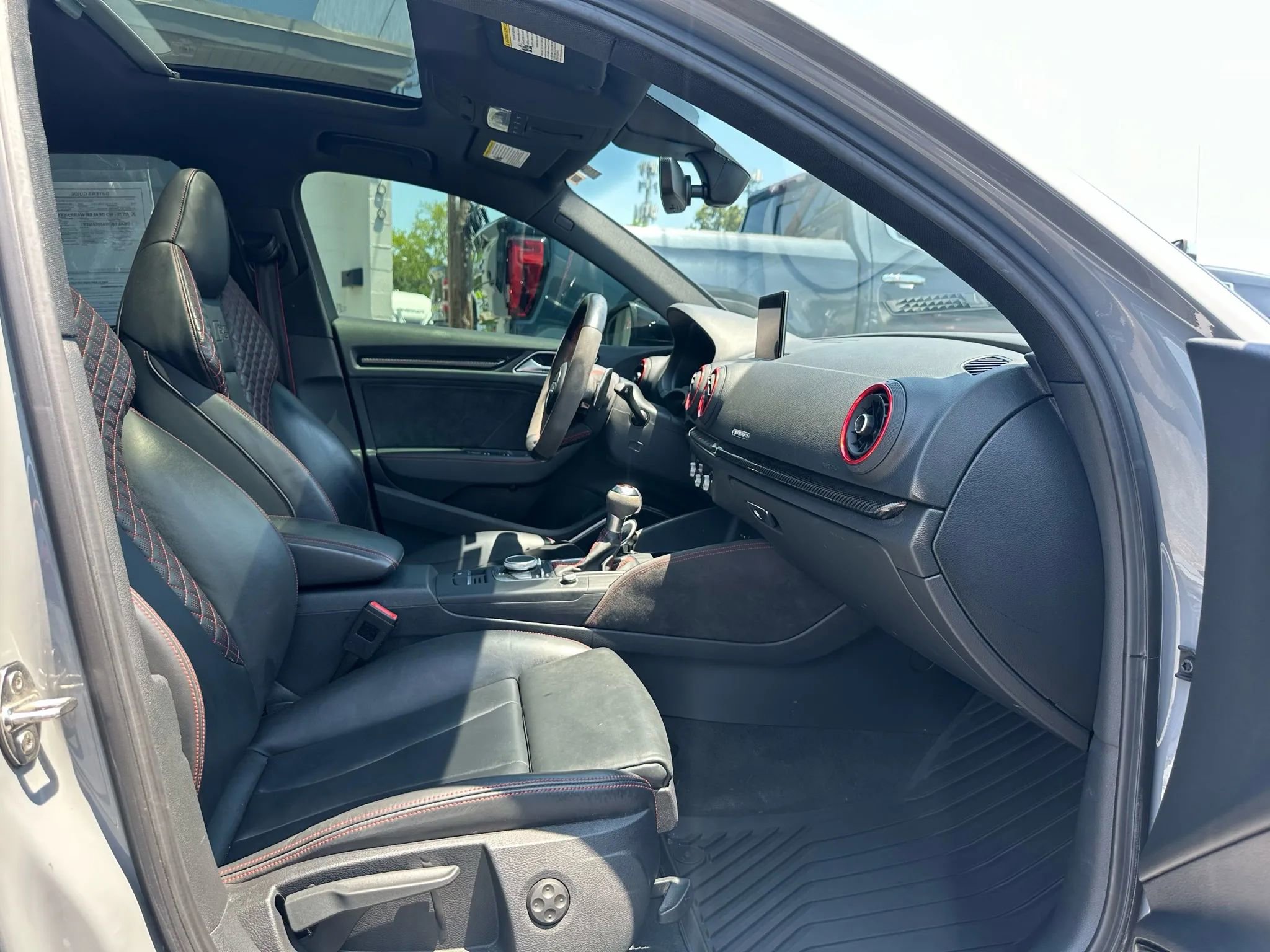 Used 2020 Audi RS 3 image 24