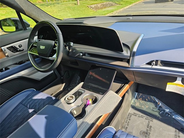 New 2026 Cadillac Vistiq Premium Luxury image 11