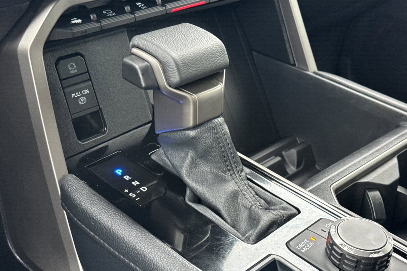 Certified 2025 Toyota Tundra Limited image 18