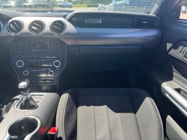 Used 2018 Ford Mustang GT RWD image 31