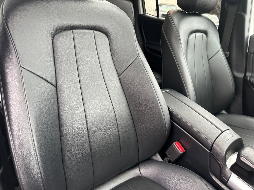 Used 2021 Mercedes-Benz GLB 250 4MATIC image 36