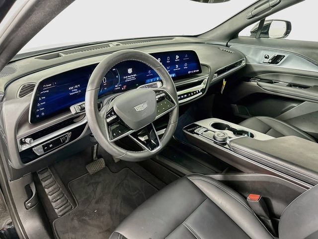 Used 2024 Cadillac Lyriq Tech w/ Driver Assist Package AWD/4WD image 3