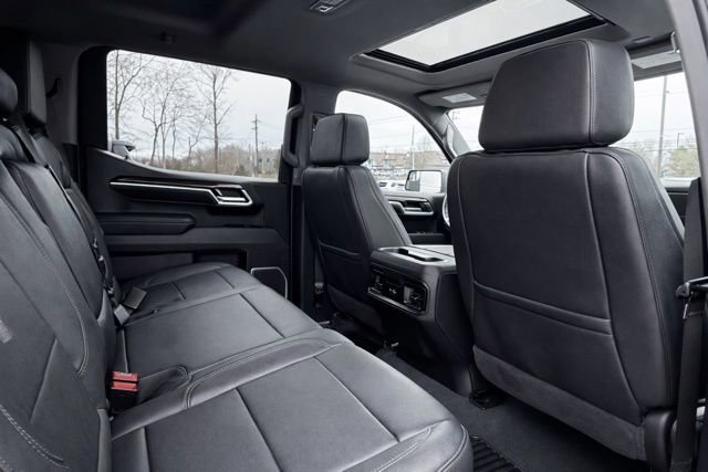 Used 2025 Chevrolet Silverado 1500 RST w/ Convenience Package II image 16