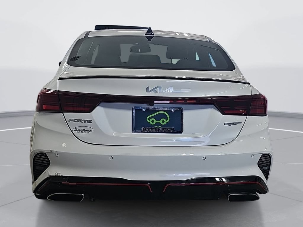Used 2023 Kia Forte GT w/ GT2 Package FWD image 5