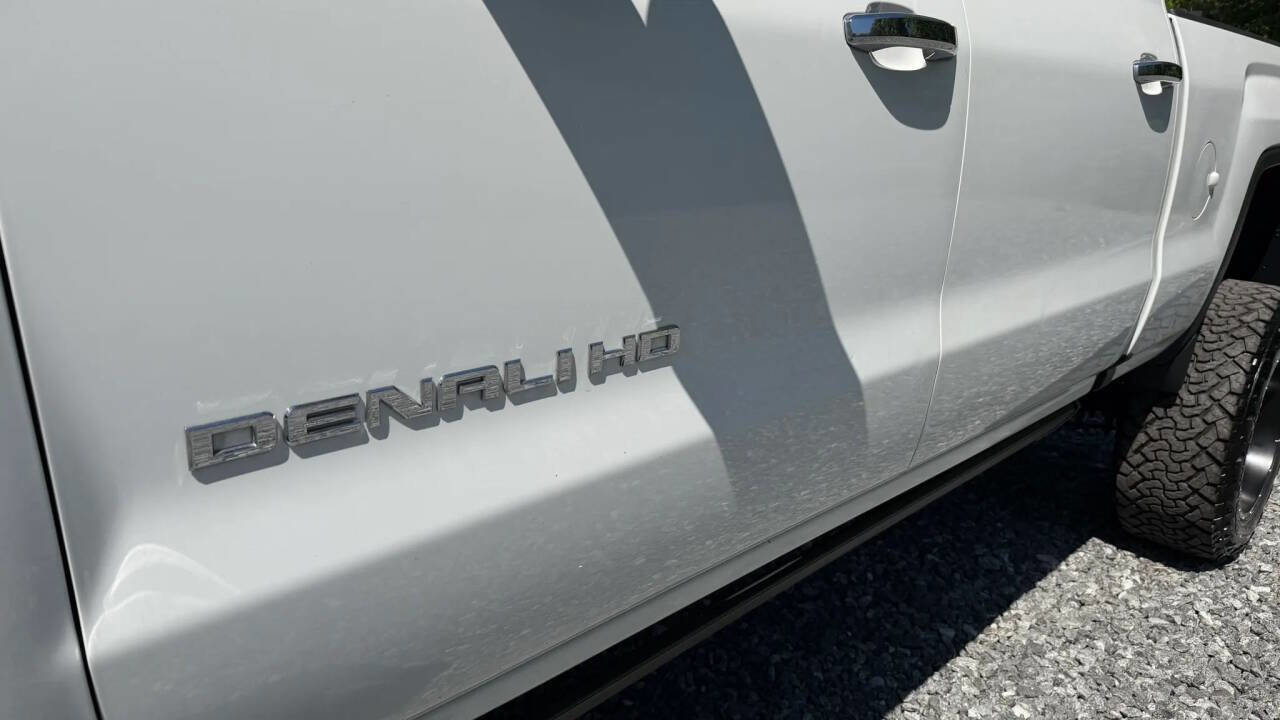 Used 2016 GMC Sierra 2500 Denali w/ Duramax Plus Package image 11