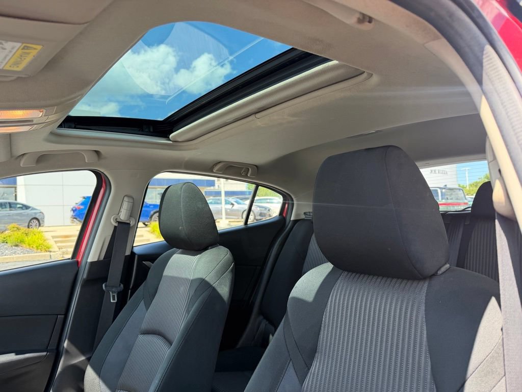Used 2016 MAZDA MAZDA3 i Touring FWD image 11