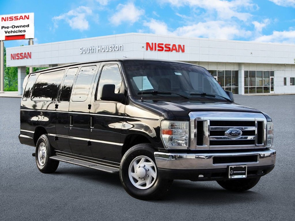 Used 2013 Ford E-350 and Econoline 350 XLT image 1