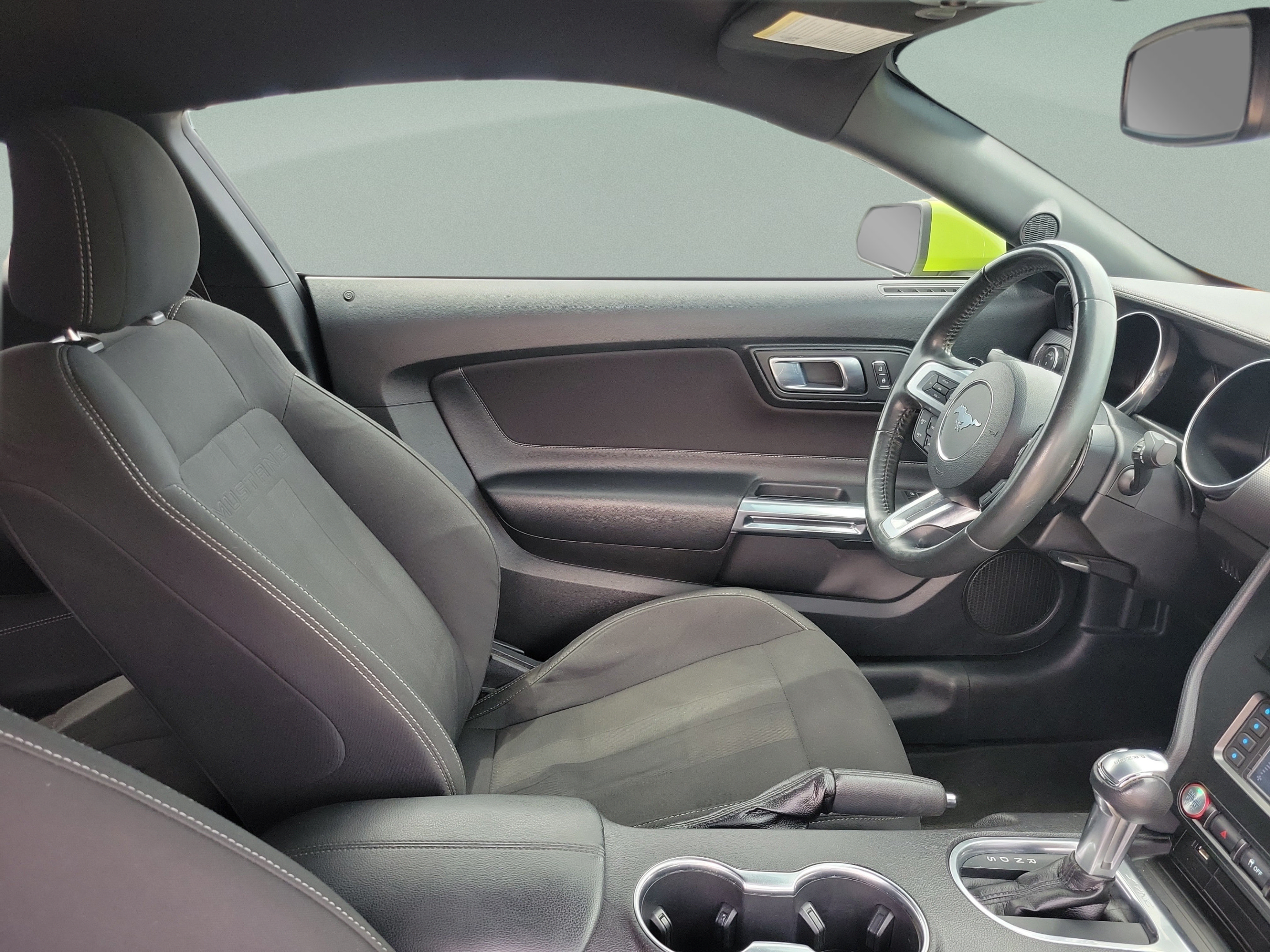 Used 2020 Ford Mustang GT w/ Black Accent Package RWD image 30