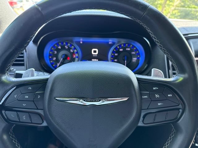Used 2019 Chrysler 300 S RWD image 12