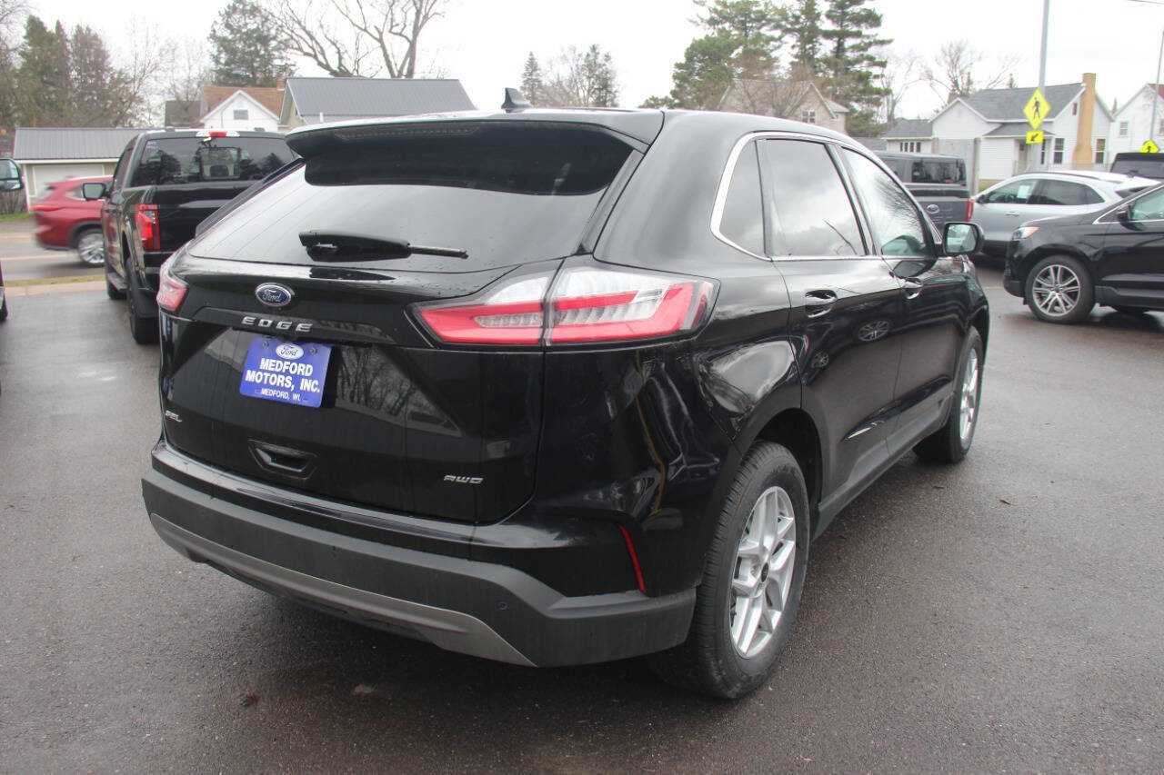 Certified 2024 Ford Edge SEL image 5