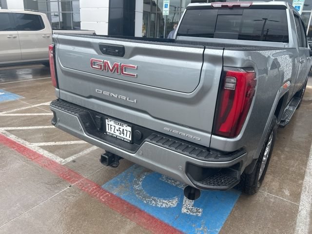 Used 2024 GMC Sierra 2500 Denali AWD/4WD image 4