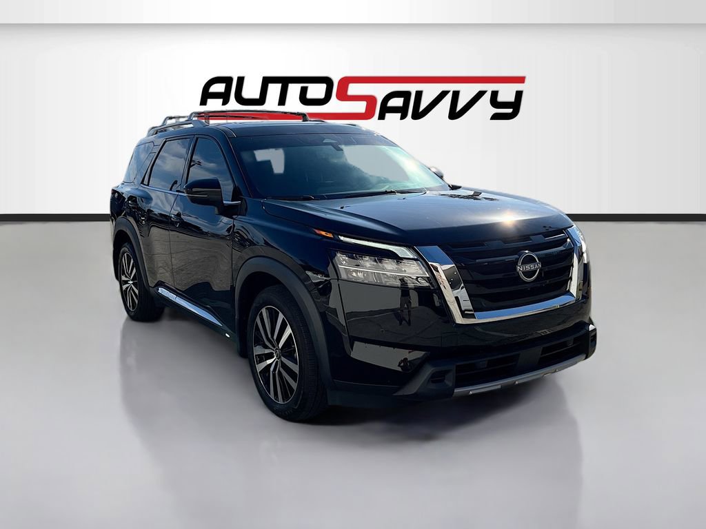 Used 2024 Nissan Pathfinder Platinum