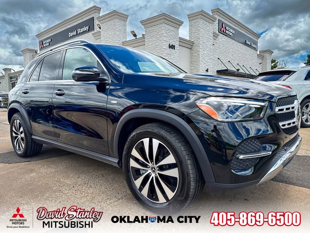 Used 2025 Mercedes-Benz GLE 450e 4MATIC w/ Driver Assistance Package image 1