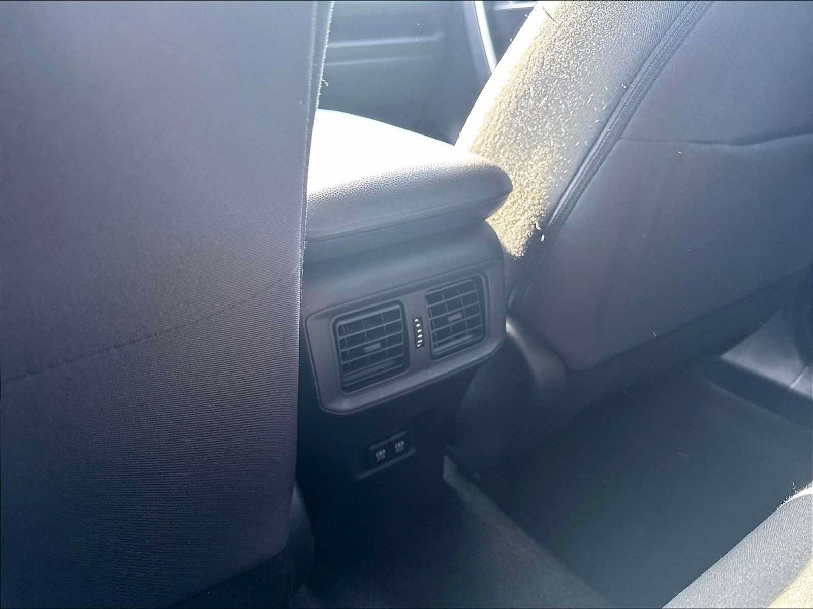Used 2019 Toyota RAV4 XLE AWD/4WD image 36