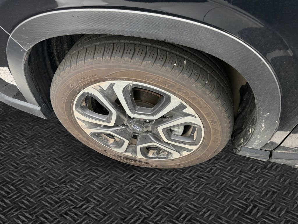 Used 2023 Subaru Ascent Touring image 11