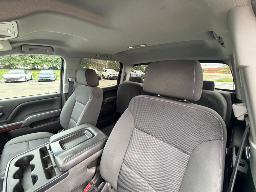 Used 2018 GMC Sierra 1500 SLE w/ SLE Value Package AWD/4WD image 7