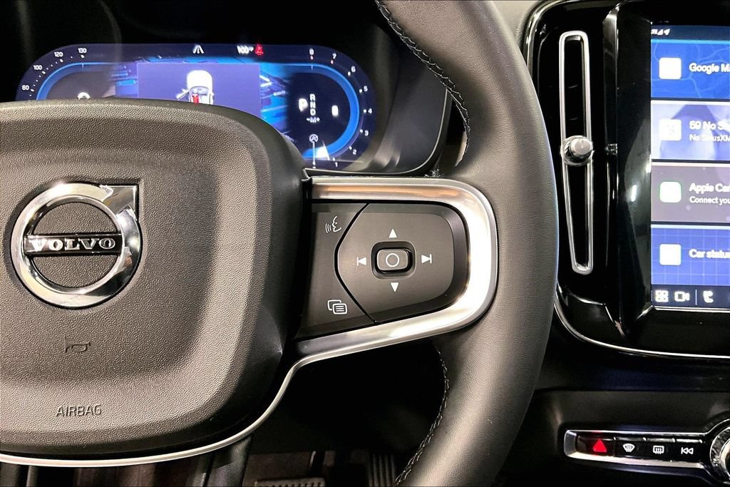 Certified 2023 Volvo XC40 B5 Plus w/ Protection Package Premier AWD/4WD image 12