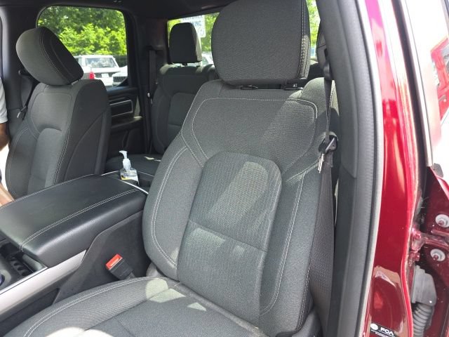 Used 2023 RAM 1500 Big Horn AWD/4WD image 3