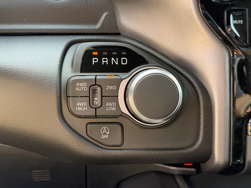 New 2026 RAM 1500 Big Horn AWD/4WD image 20