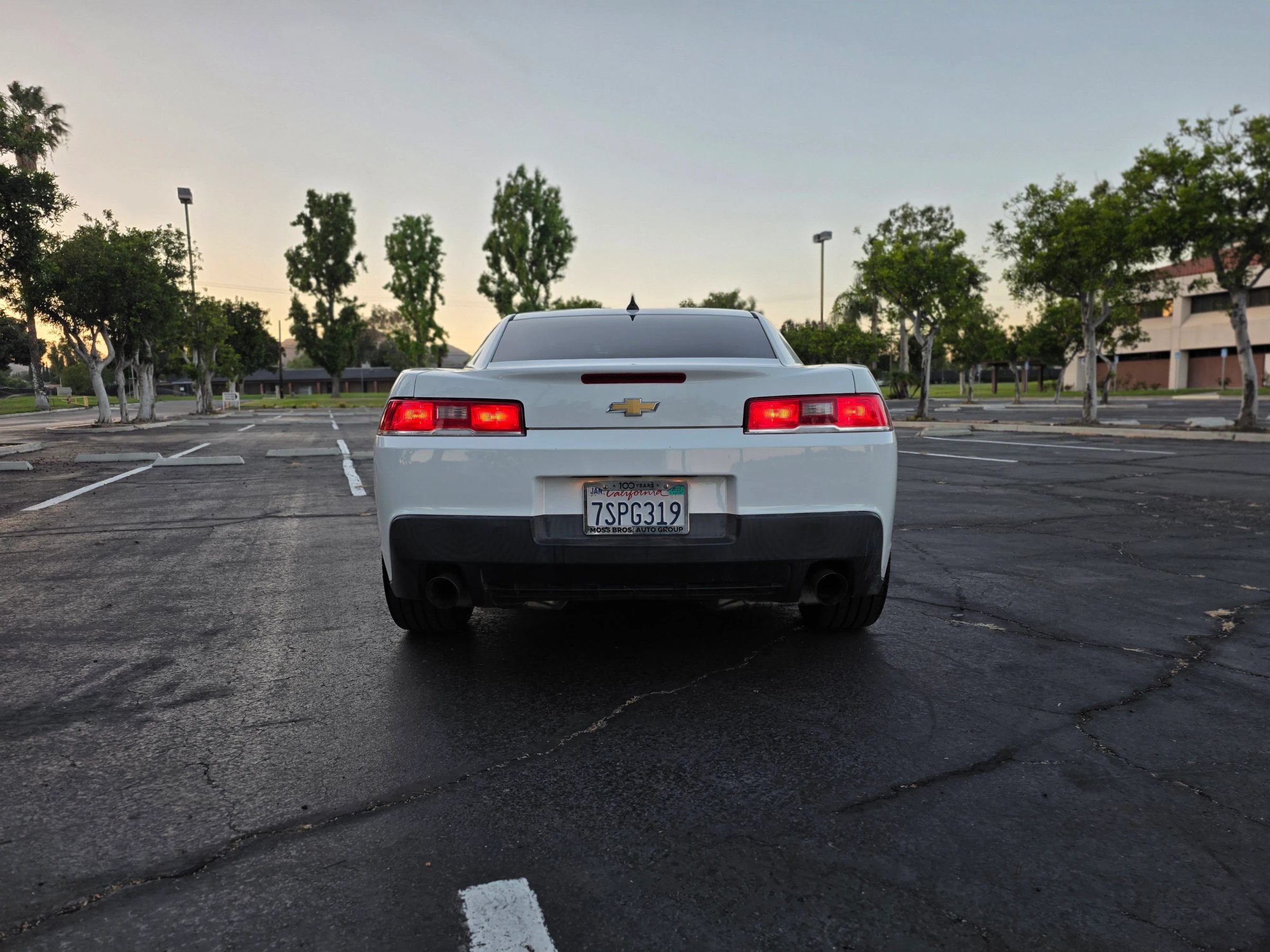 Used 2015 Chevrolet Camaro LT RWD image 6