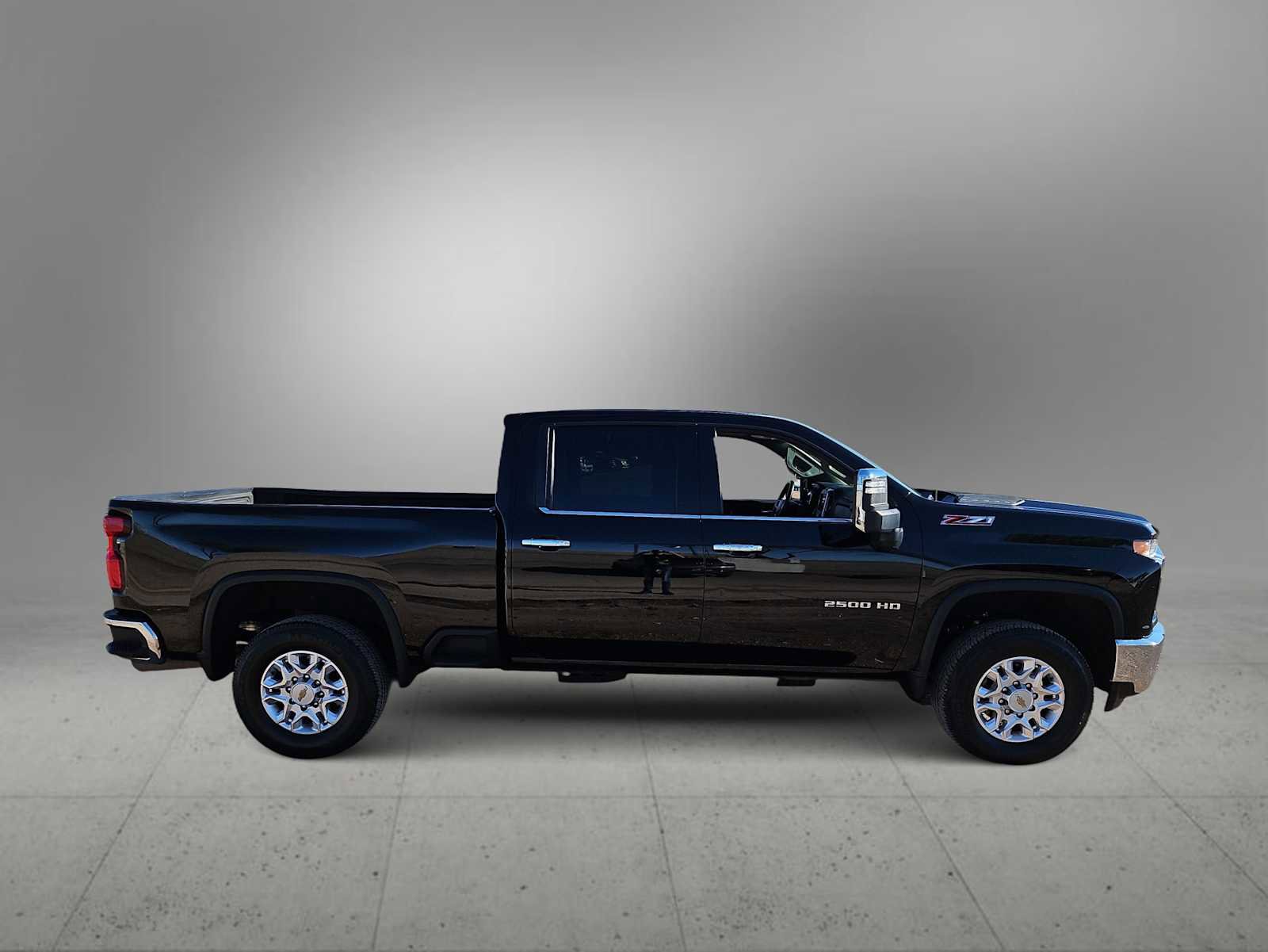 Used 2023 Chevrolet Silverado 2500 LTZ w/ LTZ Convenience Package image 9