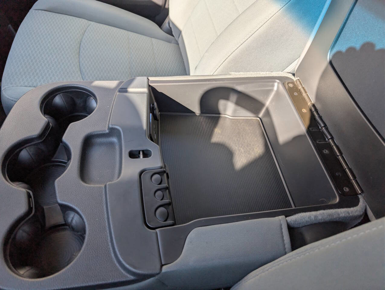 Used 2014 RAM 2500 SLT image 26