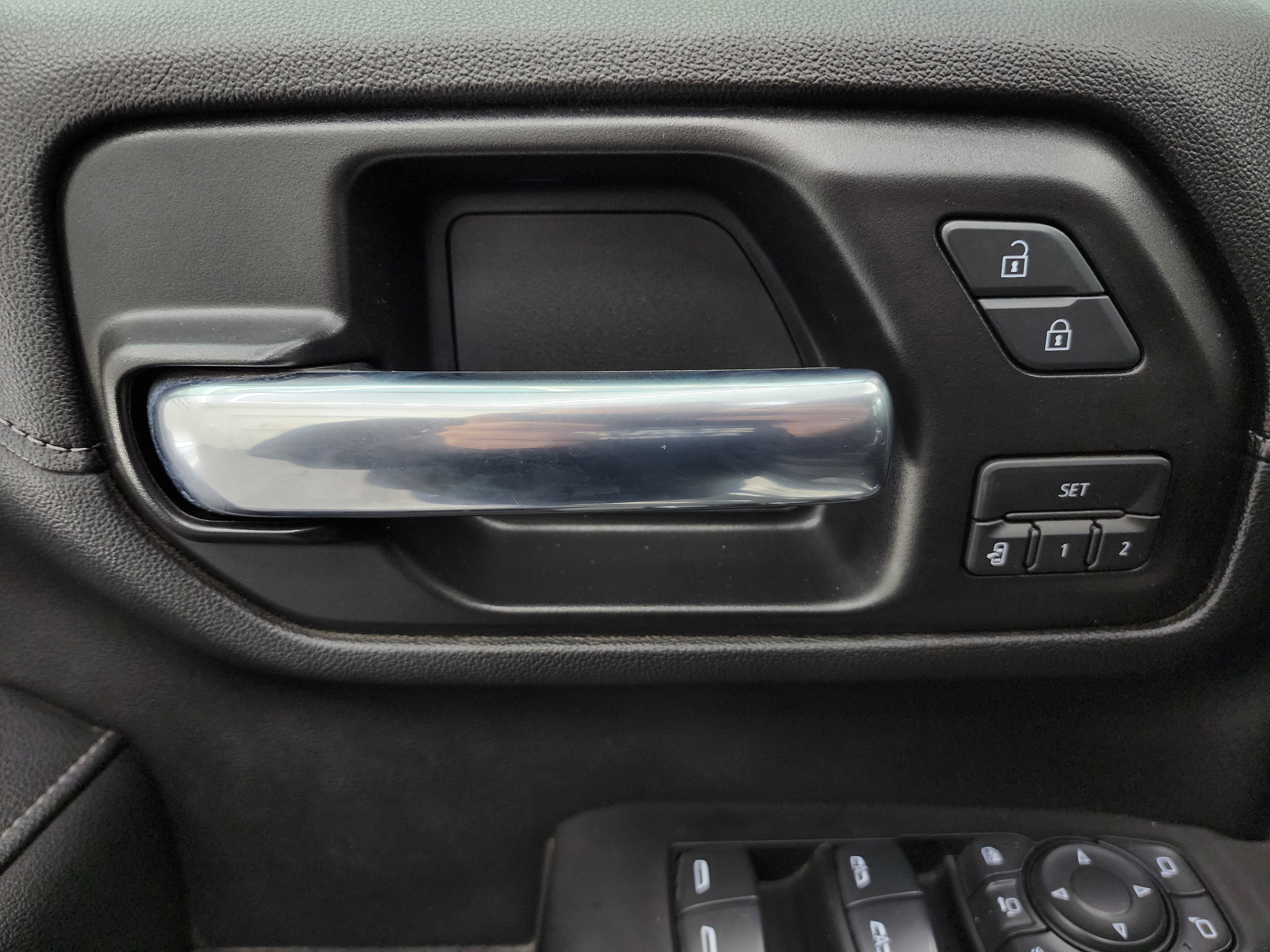 Used 2020 Chevrolet Silverado 3500 LTZ w/ LTZ Plus Package image 46