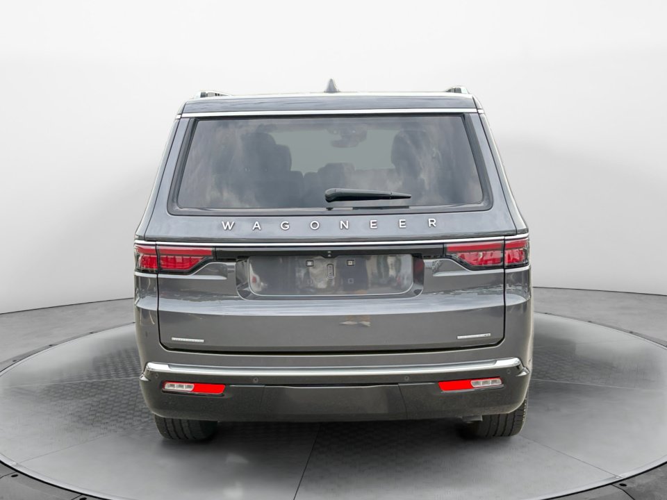 Used 2022 Jeep Wagoneer Series II AWD/4WD image 6