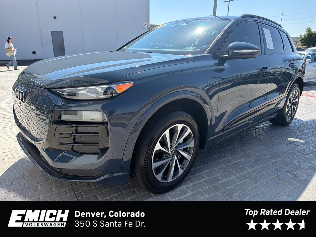Used 2025 Audi Q6 e-tron Premium w/ Convenience Package AWD/4WD image 1