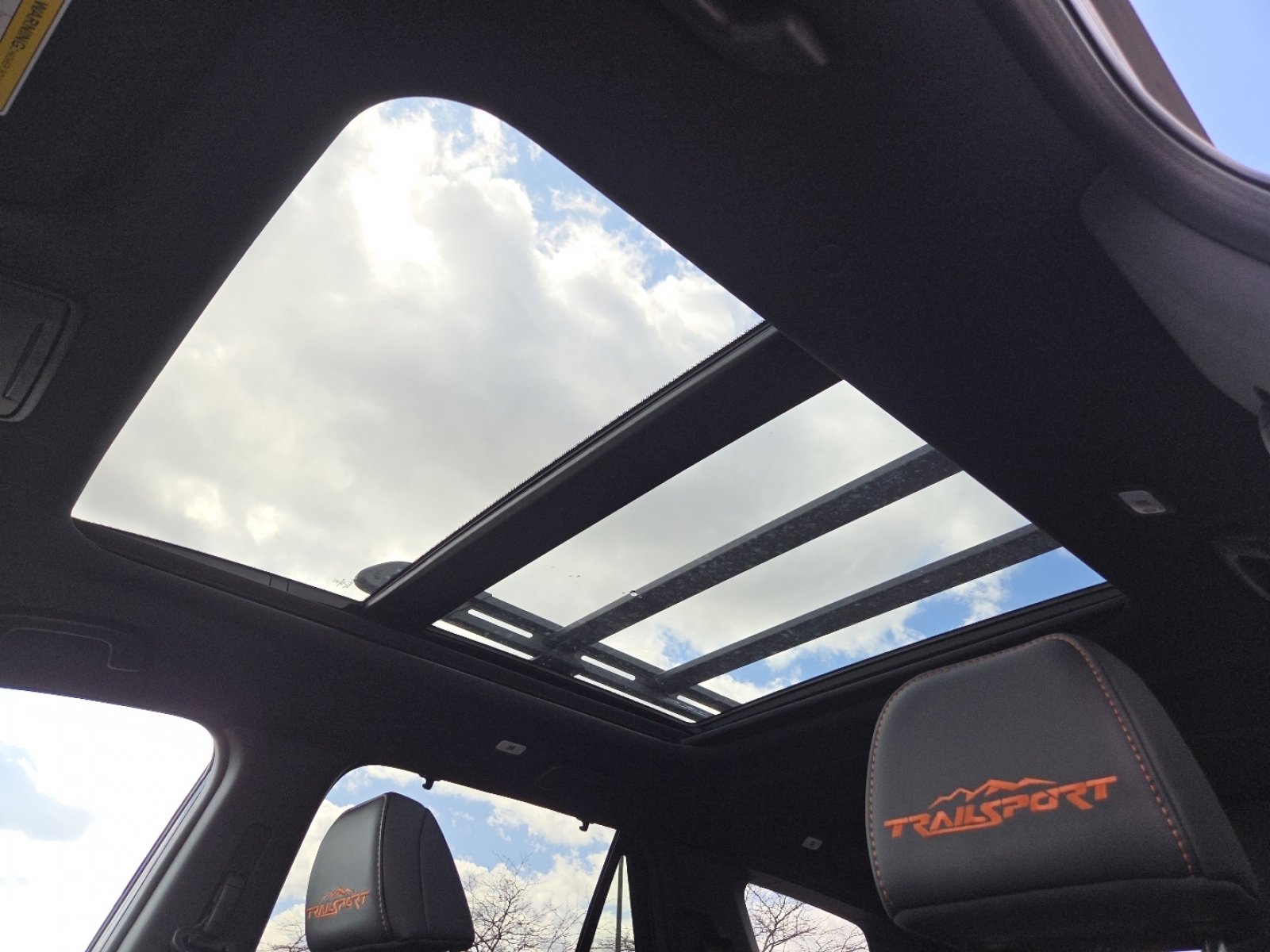 New 2026 Honda Pilot TrailSport image 3