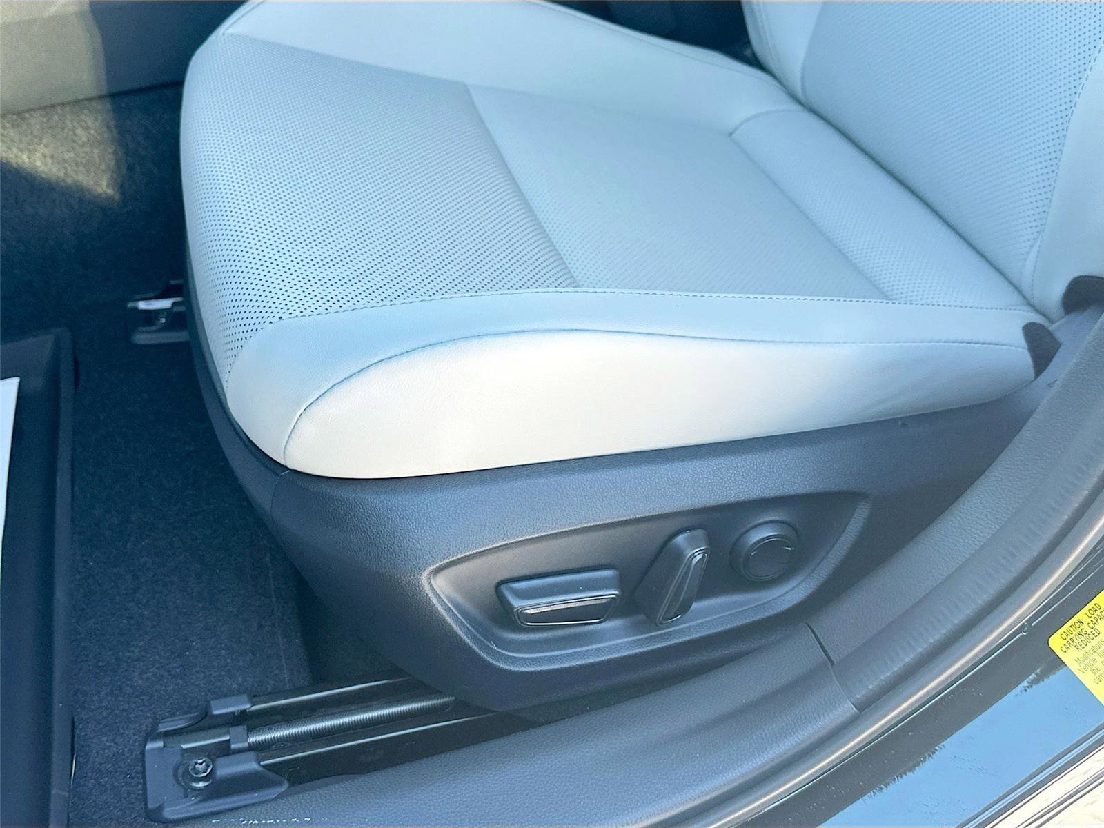 New 2026 Toyota Prius XLE image 19