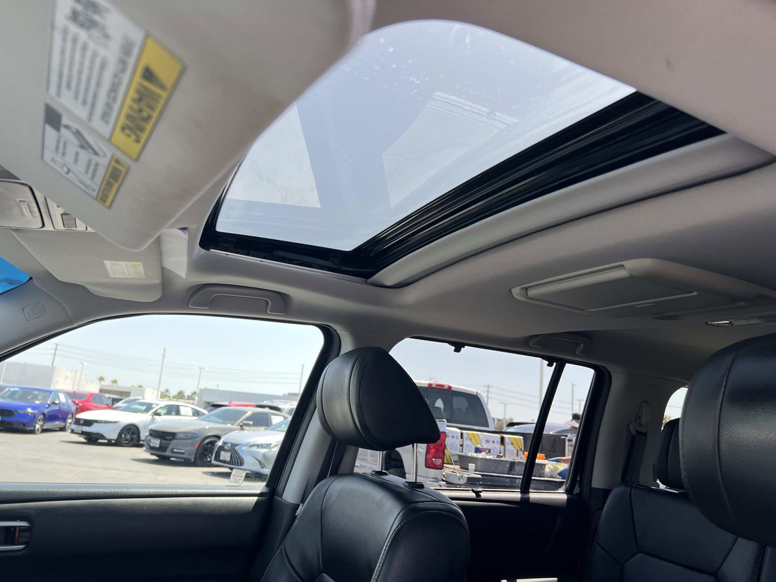 Used 2015 Honda Pilot Touring image 19