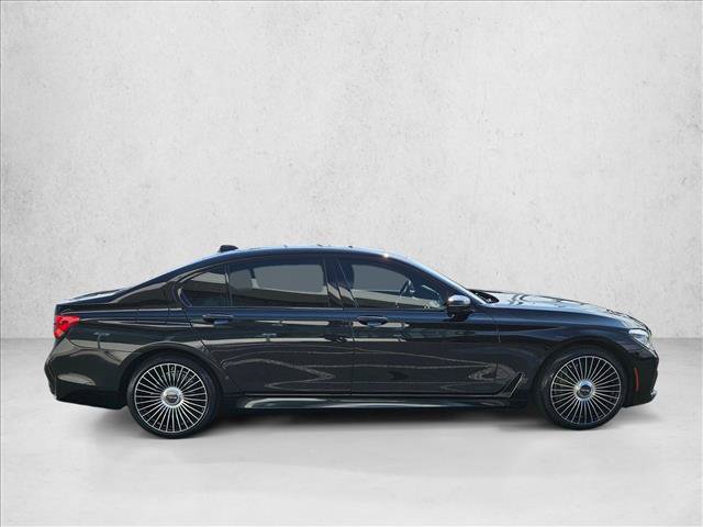 Used 2019 BMW 750i w/ M Sport Package RWD video 4