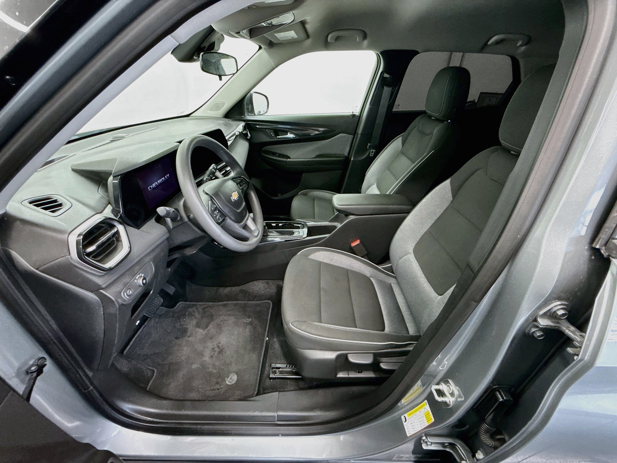 Used 2026 Chevrolet TrailBlazer LS w/ LS Convenience Package FWD image 13