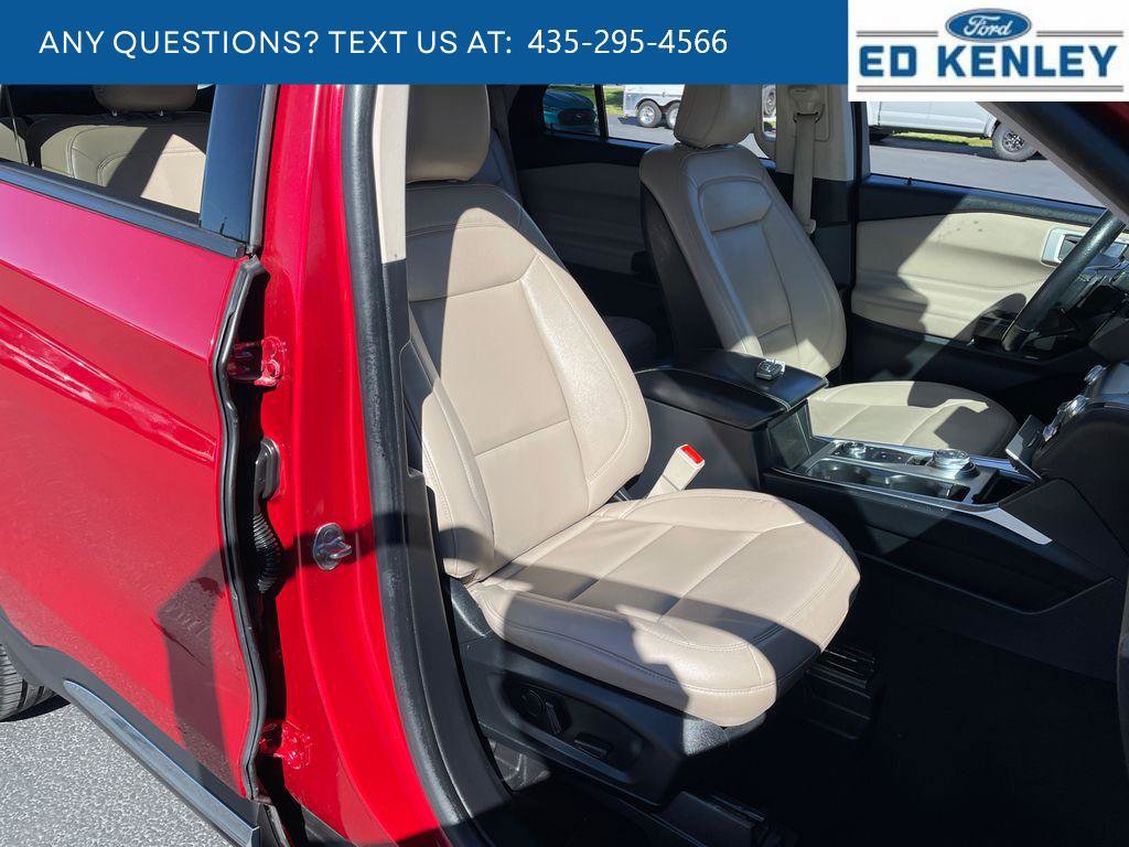 Used 2020 Ford Explorer XLT w/ Equipment Group 202A AWD/4WD image 28