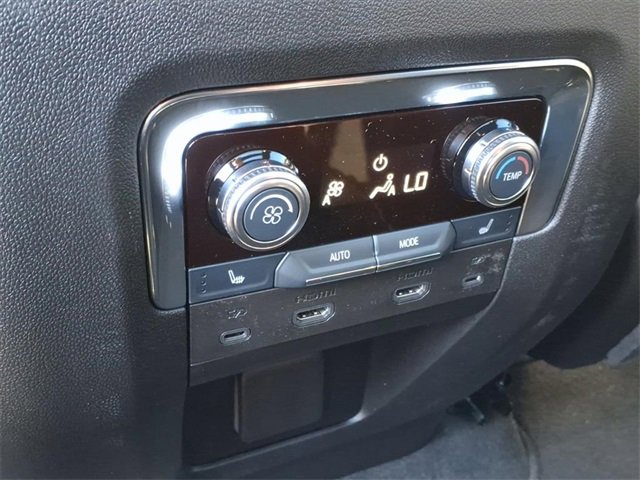 New 2026 GMC Yukon Elevation image 18