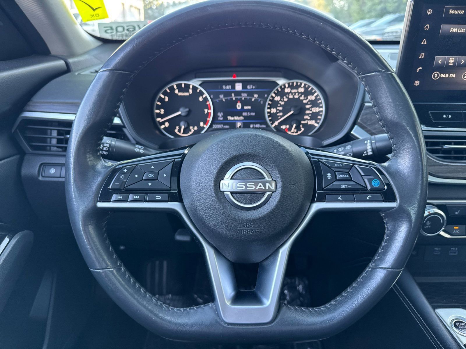 Used 2023 Nissan Altima 2.5 SV w/ SV Premium Package FWD image 23