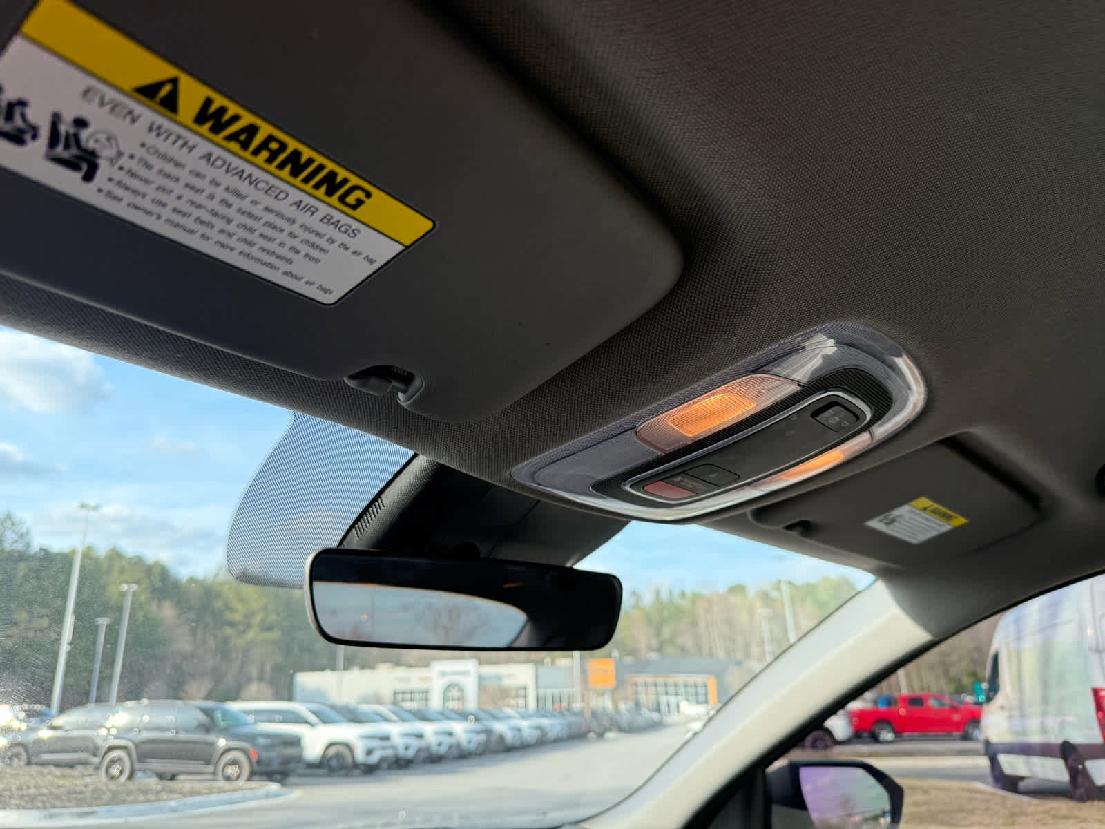 Used 2022 Hyundai Elantra SEL w/ Preferred Accessory Package image 24